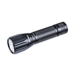 Nextorch C4 LED Taschenlampe mit Akku