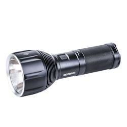 Nextorch Saint Torch 11 LED Taschenlampe mit Akkupack 0 Volt