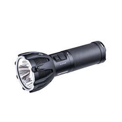 Nextorch Saint Torch 30C LED Taschenlampe mit Akkupack